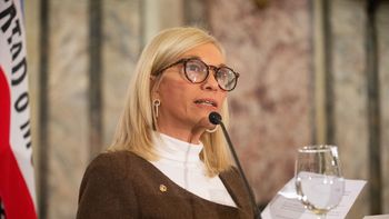 Beatriz Argimón, vicepresidenta del Uruguay, encabezó la ceremonia en el Parlamento. Beatriz Argimón, vicepresidenta del Uruguay, encabezó la ceremonia en el Parlamento.