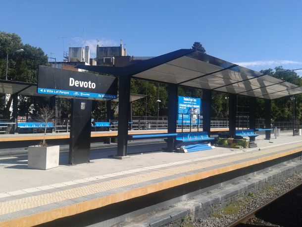 Estación Devoto del tren San Martín