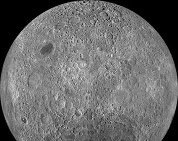 Científicos develaron el misterio de la cara oculta de la Luna