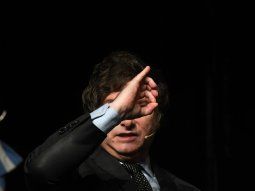 Javier Milei advirtió que pretende dolarizar, quiera el Congreso o no