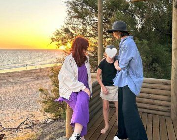 Así pasa sus vacaciones Cristina: las fotos con su hija y nieta