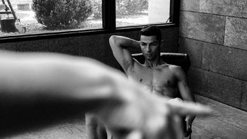 Cristiano Ronaldo, desnudo Cristiano Ronaldo, desnudo