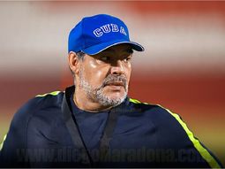 Maradona respaldó a Maduro por una Venezuela libre Maradona respaldó a Maduro por una Venezuela libre