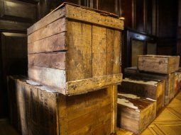 Las cajas nazis encontradas en la Corte.