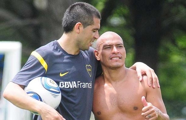 Riquelme y Clemente, los únicos argentinos en el once ideal