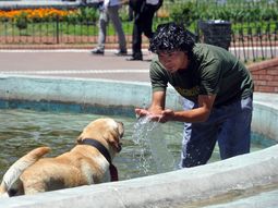 otro dia de calor agobiante: la termica llego a 40° en capital otro dia de calor agobiante: la termica llego a 40° en capital