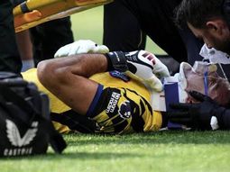 Emiliano Martínez se legionó y fue operado.
