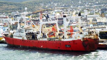 suspenden el permiso de pesca a empresa que operaria en malvinas suspenden el permiso de pesca a empresa que operaria en malvinas