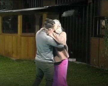 Los memes por el beso entre Juan y la Tora de Gran Hermano