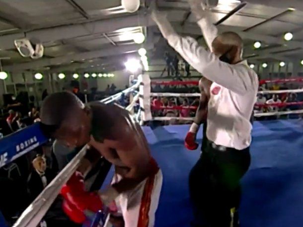 Conmoción en el boxeo: murió Simiso Buthelezi por una hemorragia en el cerebro