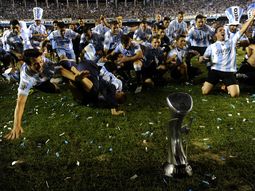 basta de festejos para racing: el campeon vuelve a los entrenamientos