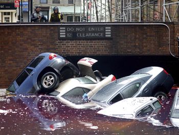 Tras el paso de Sandy, sigue faltando nafta en Nueva York