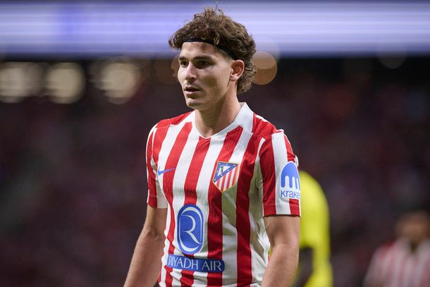 Preocupación en España: aseguran que Julián Álvarez se aleja del Atlético de Madrid