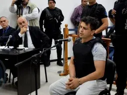 Un triple femicida mató a un preso en una cárcel