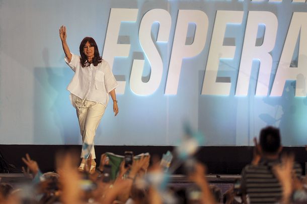 Cristina Kirchner habló de Argentina, 1985 y pidió reconstruir el acuerdo democrático