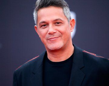 El divertido look de Alejandro Sanz que causó furor en las redes
