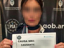 Así descubrieron a la azafata que intentaba volar con dos kilos de oro en joyas y lingotes