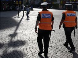 Policia