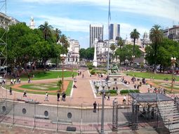 ultimo acto de cristina: descubre un busto de kirchner y ¿habla en plaza de mayo? ultimo acto de cristina: descubre un busto de kirchner y ¿habla en plaza de mayo?
