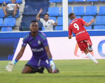 Federico González venció a Arboleda