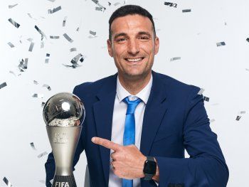 Lionel Scaloni fue elegido como el mejor DT de Sudamérica
