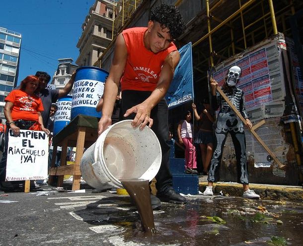 Riachuelo barriales DYN