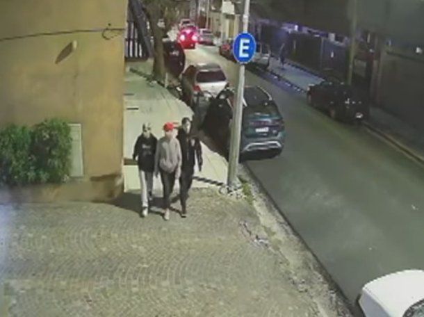 De cacería en Lanús: tres delincuentes buscaban a su próxima víctima para robarle el auto