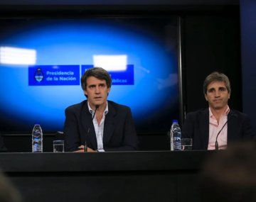 Primer día sin cepo cambiario: cómo fue la devaluación tras el fin en 2015
