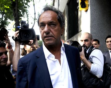 Scioli pidió una reactivación de la economía lo antes posible