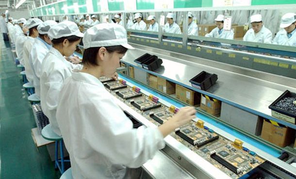 Polémica en Japón: planean superar las 40 horas laborables sin cobro de horas extras