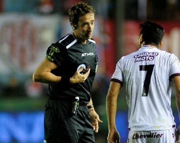 Beligoy y Acosta se cruzaron dentro y fuera de la cancha
