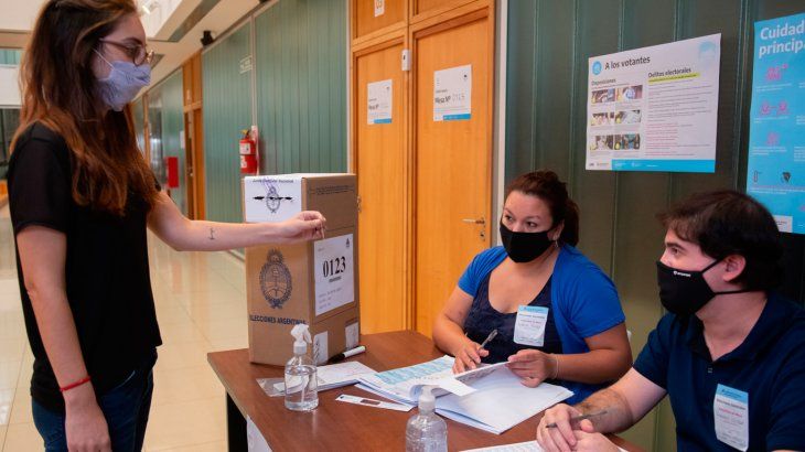 Uno de cada cuatro cambia el lugar de votación: consultá dónde sufragás