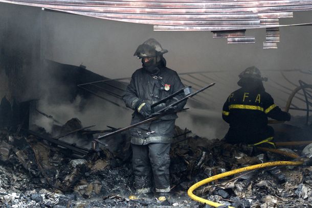 Se incendió un depósito de autopartes en Villa Crespo