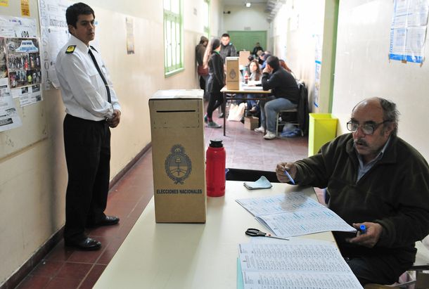 ¿Qué pasa si una persona pierde el troquel que le dieron al votar?