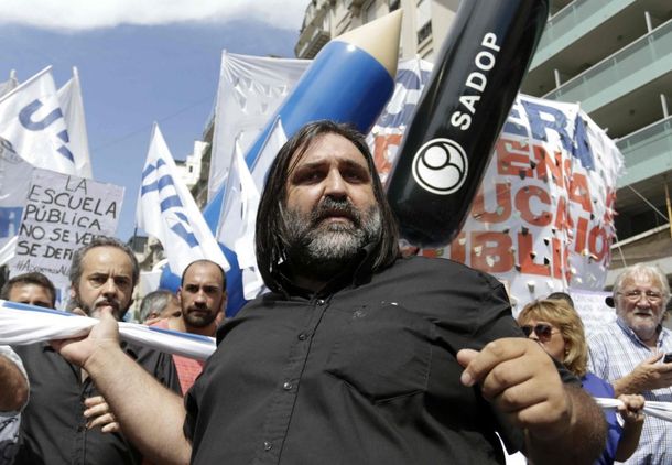 El 13 de septiembre habrá paro nacional docente y marcha al Congreso