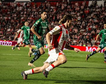 Instituto y Sarmiento no se sacaron ventajas en el debut de Oldrá
