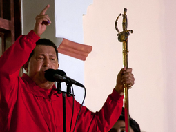 Hugo Chávez se encuentra bien y consciente