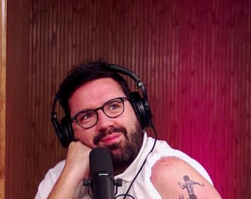 Betular sorprendió a todos al revelar su tatuaje de Maradona