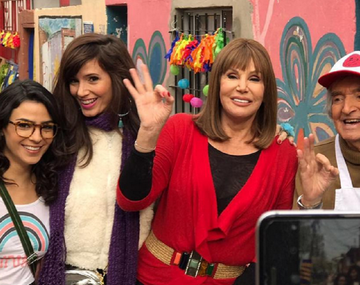 Susana comenzó a grabar la apertura.