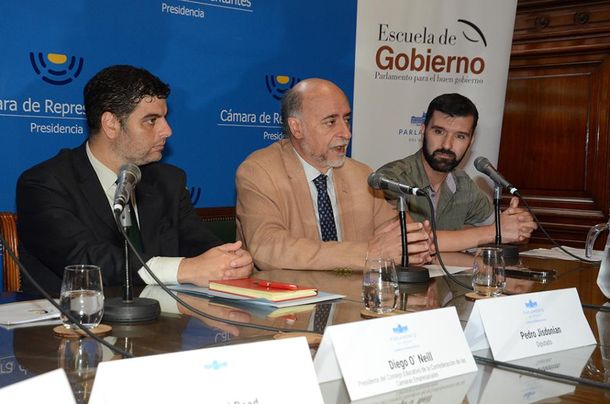 Pablo Mieres defendió el concepto de productividad para que sigan creciendo el empleo y el salario.