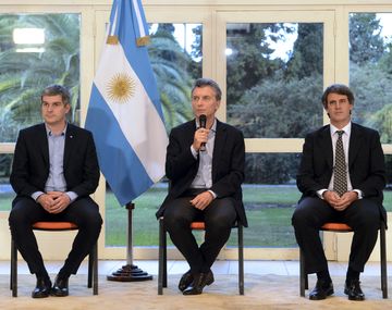 Macri negó vínculos con Singer