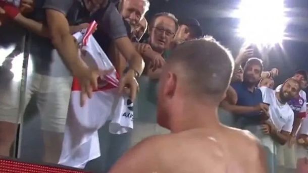 A lo Julián Álvarez: el gesto de Lucas Beltrán con un hincha de River