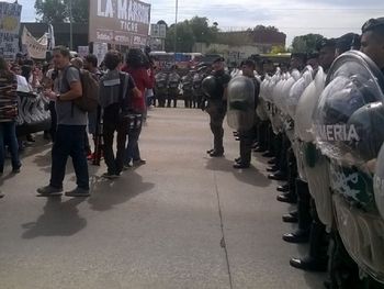 Tensión en Panamericana y ruta 197 por un corte de docentes