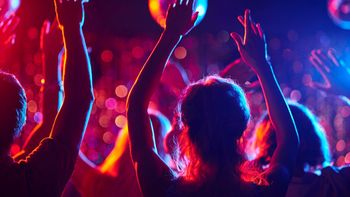 la noche de la nostalgia se mudo a argentina por la diferencia cambiaria la noche de la nostalgia se mudo a argentina por la diferencia cambiaria