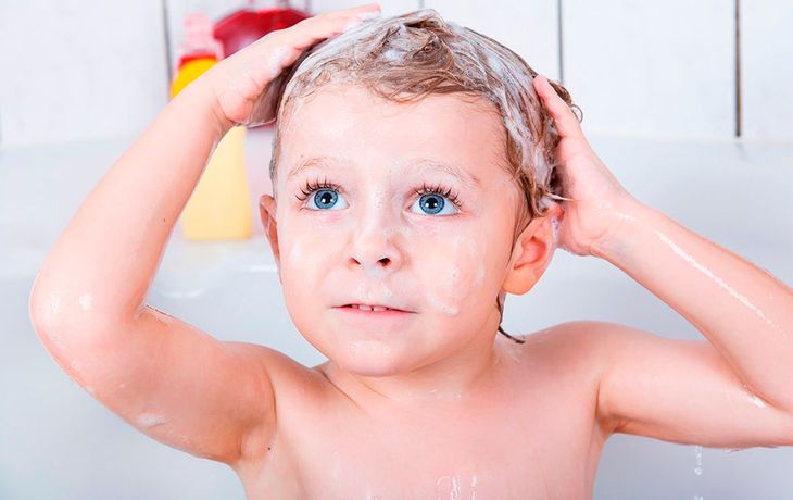 Prohiben shampoo para nenes por los efectos que causa en los ojos