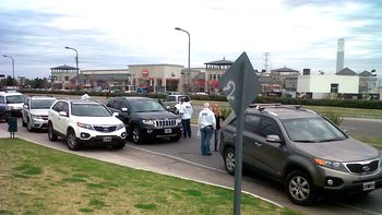 retienen cuatro camionetas de lujo por deuda en nordelta retienen cuatro camionetas de lujo por deuda en nordelta