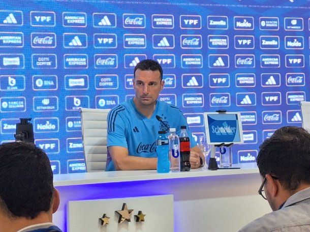 Lionel Scaloni dio pistas sobre el equipo que jugará ante Uruguay en La Bombonera