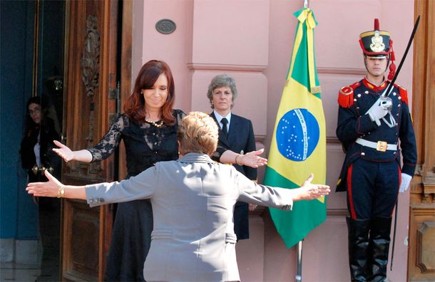 Cristina sobre la destitución de Dilma: Se consumó un golpe institucional