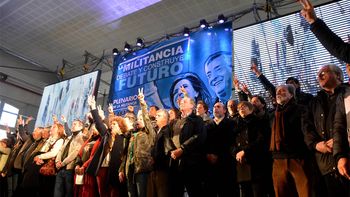 el kirchnerismo inicio su plenario militante en cordoba con un homenaje a evita el kirchnerismo inicio su plenario militante en cordoba con un homenaje a evita