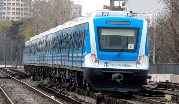 Levantan los molinetes en el tren Sarmiento por una medida gremial